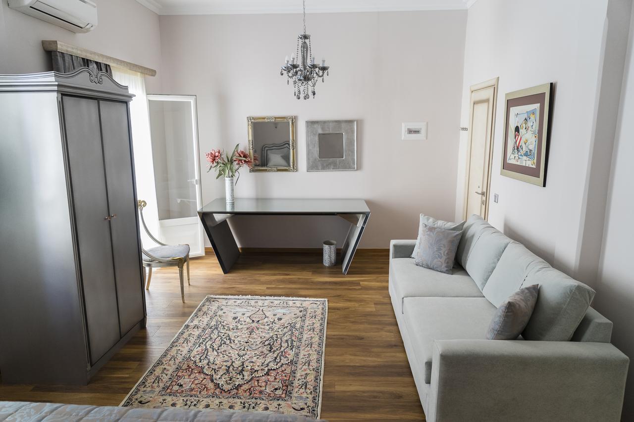 Le Bijou Luxury & Hotel *